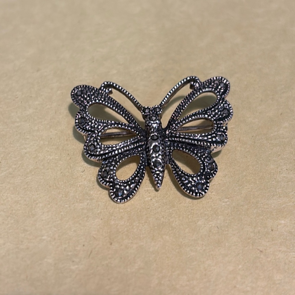 Butterfly sterling silver and marcasite brooch - Picture 1 of 2